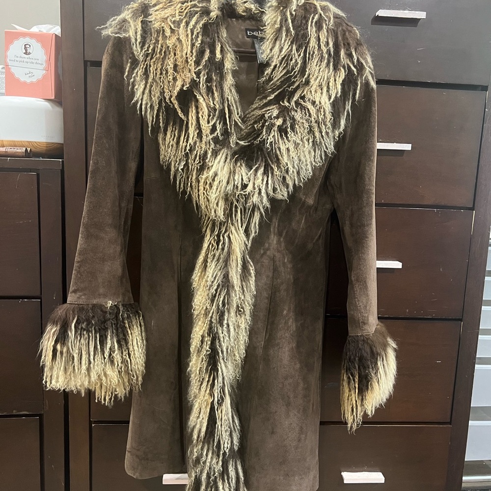 Y2K Vintage Bebe Genuine Leather Coat w/ Faux Fur Trim (M)